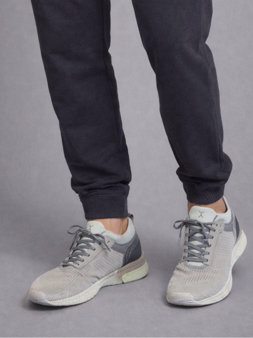 Flux Light Gray Athletic Running Shoes for Men